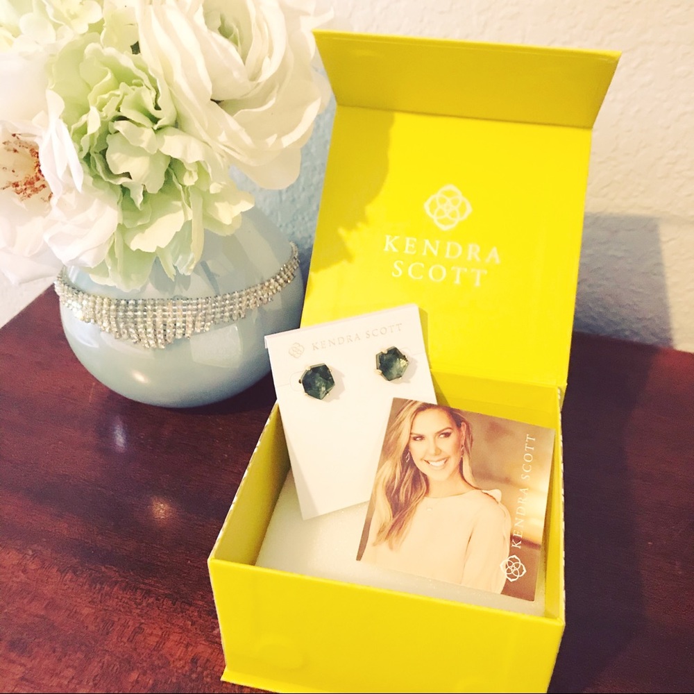 Kendra Scott Earrings